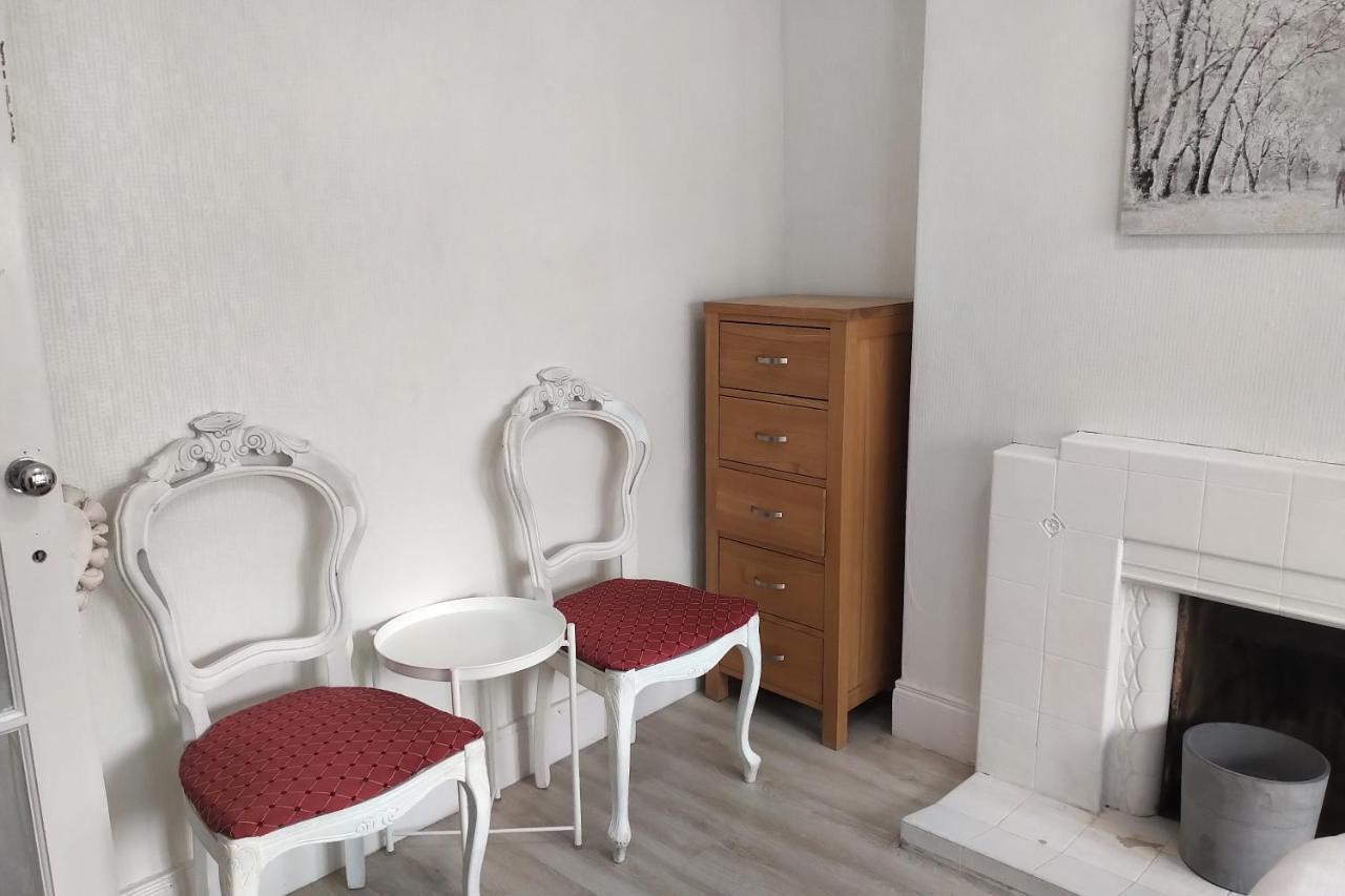 Aunty Katie'S House, Ni Tourist Board Certified With Free Continental Breakfast Apartment Белфаст Екстериор снимка